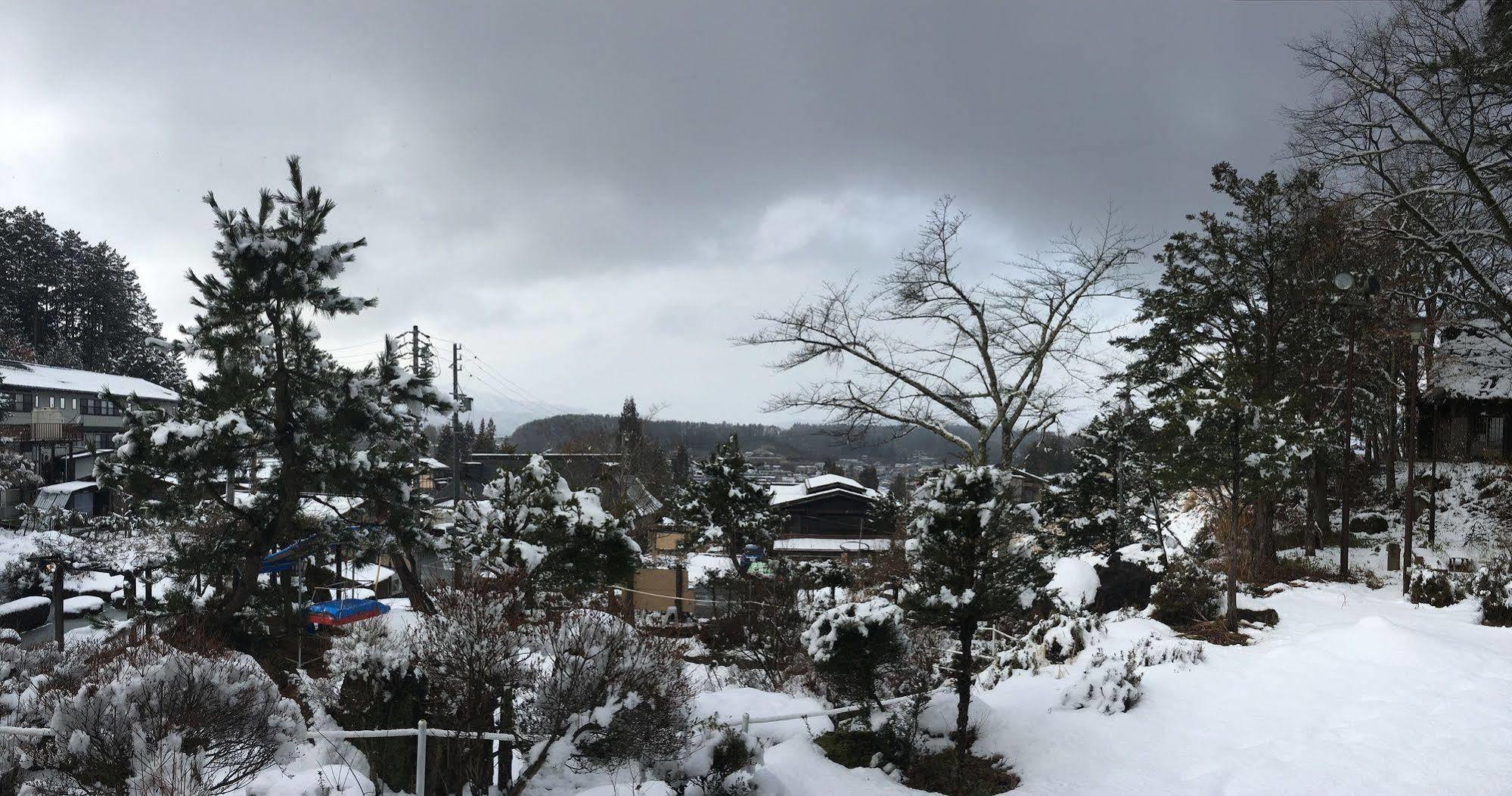 Hida Gasshoen Hotel Takayama  Exterior photo